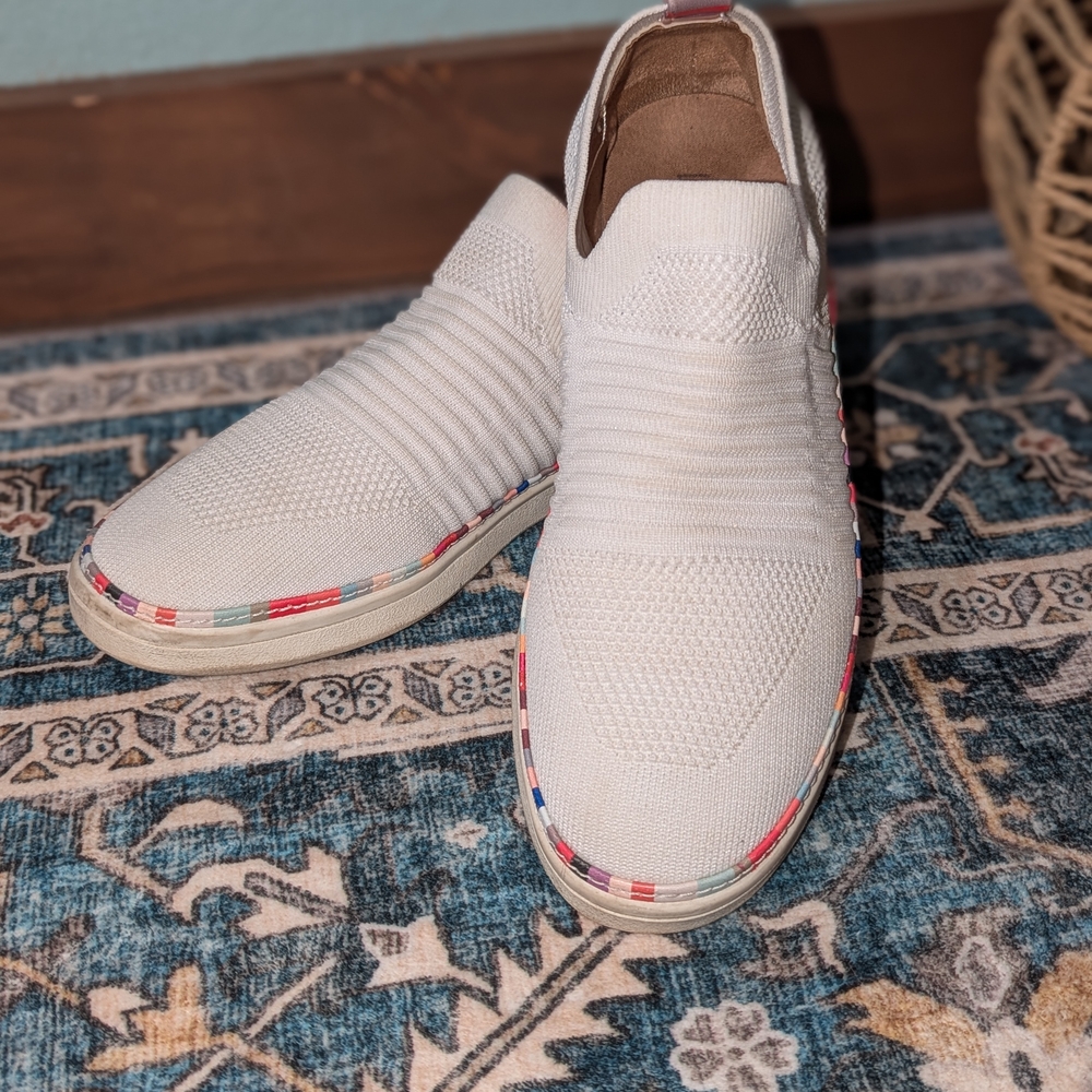 Life Stride White Slip-On‎ Sneakers